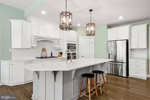 Kitchen - 304 Ap Even Rd, Wayne, PA 19087 photo 3 of 4