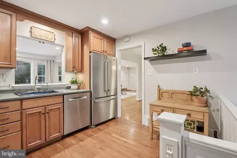 Entry Way - 130 Devonwood Ln, Devon, PA 19333 photo 1 of 1