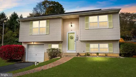 32 Lafayette Ave, Coatesville, PA 19320