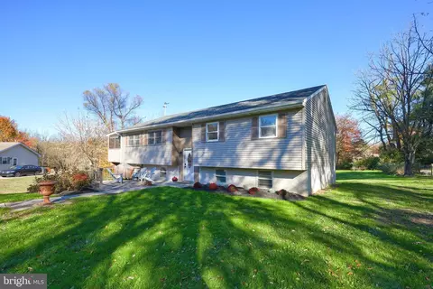 20 Peacemaker Dr, Parkesburg, PA 19365
