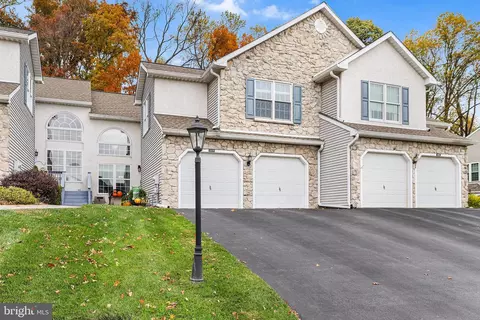 1009 Adams Way, West Chester, PA 19382