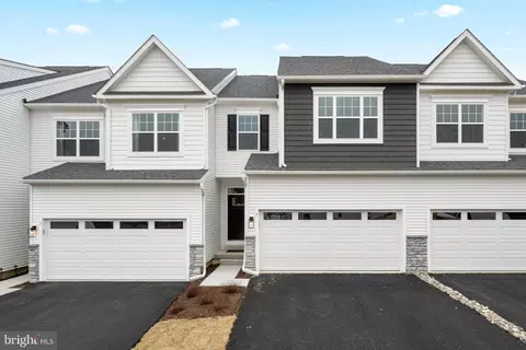 5 Tullow Hill Dr, Kennett Square, PA 19348