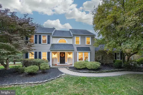 1016 Dunvegan Rd, West Chester, PA 19382