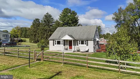 801 Heckel, Spring City, PA 19475