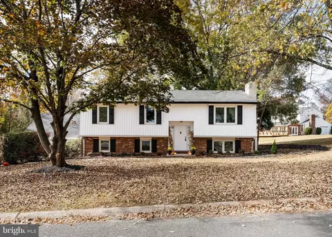 1189 Foxview Rd, Pottstown, PA 19465