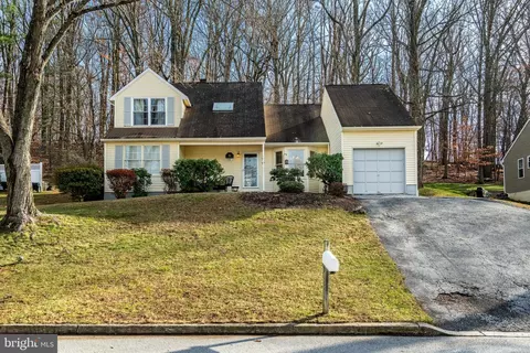 48 Sheffield Ln, West Chester, PA 19380