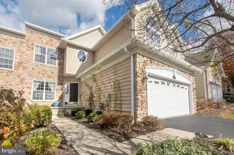 94 Sagewood Dr #189, Malvern, PA 19355