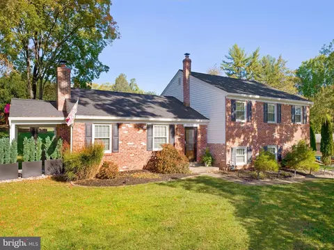 481 Red Coat Ln, Wayne, PA 19087