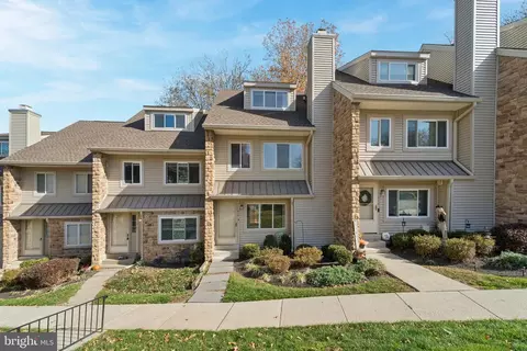 413 Cannon Ct #413, Chesterbrook, PA 19087