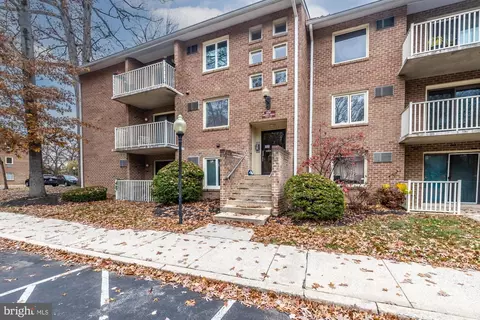 200 Campbell Cir #E-6, Downingtown, PA 19335