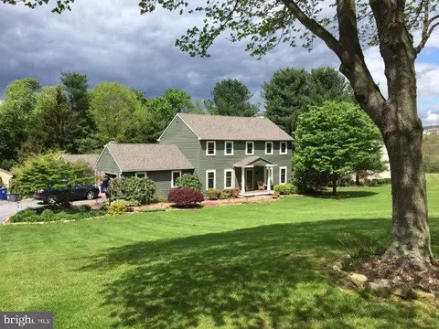 115 Evergreen Dr, Downingtown, PA 19335