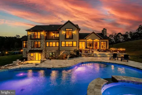 45 Wyndemere Lake Dr, Chester Springs, PA 19425