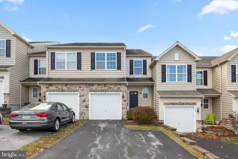 111 Lukens Mill Dr #50, Coatesville, PA 19320