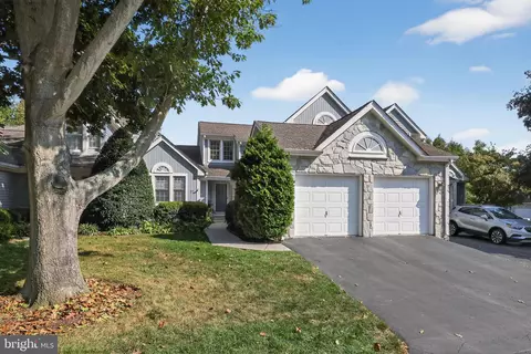 27 Southampton Parish Rd, Landenberg, PA 19350