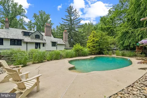Exterior - 443 Homestead Rd, Wayne, PA 19087 photo 13 of 13