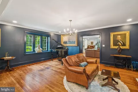 Living - 443 Homestead Rd, Wayne, PA 19087 photo 1 of 2