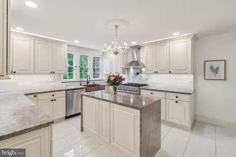 Kitchen - 443 Homestead Rd, Wayne, PA 19087 photo 2 of 6