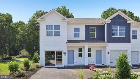 284 Derby Dr, Coatesville, PA 19320