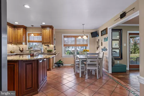 1586 Salomon Ln, Chesterbrook, PA 19087 photo 12