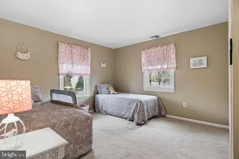 1586 Salomon Ln, Chesterbrook, PA 19087 photo 43