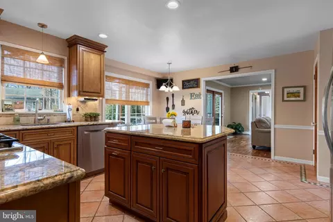 1586 Salomon Ln, Chesterbrook, PA 19087 photo 19