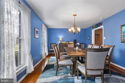 1586 Salomon Ln, Chesterbrook, PA 19087 photo 9