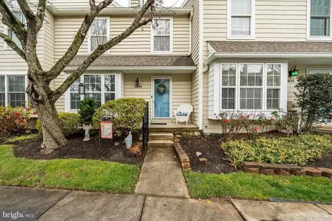 1406 Harbour Ridge Ln, Downingtown, PA 19335