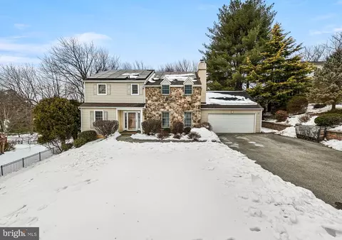 631 Westwind Dr, Berwyn, PA 19312