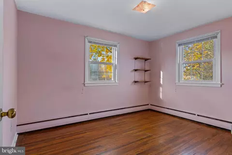 Bedroom - 320 Landsende Rd, Devon, PA 19333 photo 5 of 8
