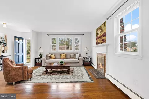 Living - 320 Landsende Rd, Devon, PA 19333 photo 1 of 4