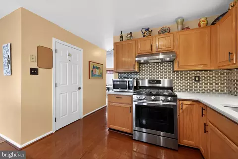 17 Buttonwood Dr, Exton, PA 19341 photo 8