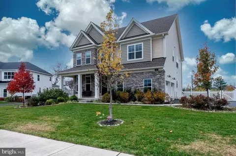 37 Boiler Ct, Phoenixville, PA 19460