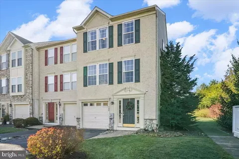 102 Green Hill Rd, Parkesburg, PA 19365