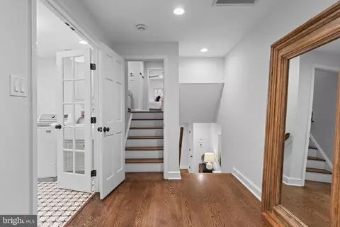 Entry Way - 131 Sugartown Rd, Devon, PA 19333 photo 11 of 14