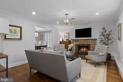 Living - 131 Sugartown Rd, Devon, PA 19333 photo 1 of 4