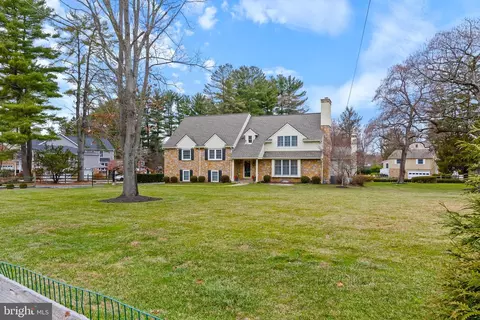 131 Sugartown Rd, Devon, PA 19333