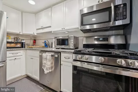 Kitchen - 275 Old Forge Xing, Devon, PA 19333 photo 1 of 1