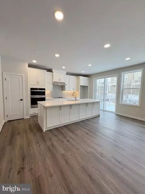 105 Camryn Ct, Downingtown, PA 19335