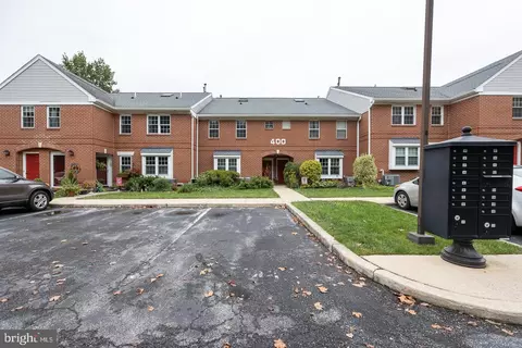 750 E Marshall St #402, West Chester, PA 19380