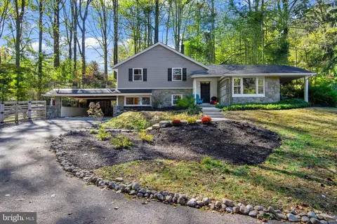 505 Country Club Rd, Phoenixville, PA 19460