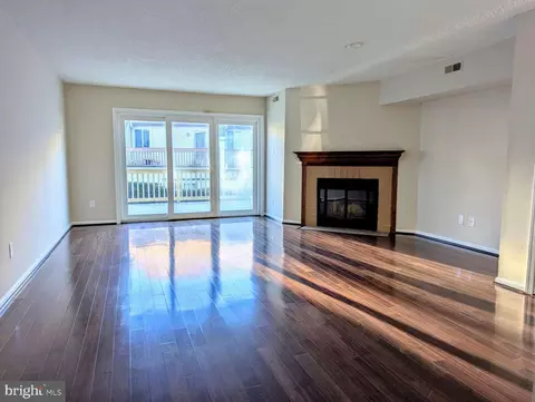 Living - 305 Paddock Dr, Chesterbrook, PA 19087 photo 2 of 2