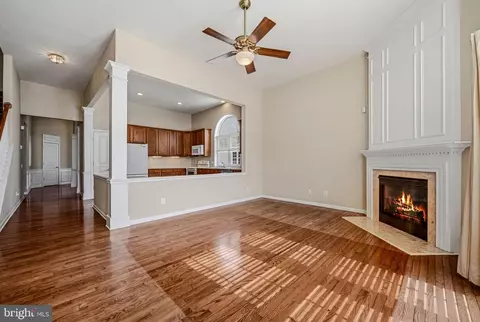 Living - 101 Violet Dr, Kennett Square, PA 19348 photo 7 of 13
