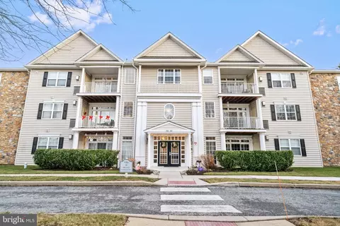 418 Victoria Gardens Dr #J, Kennett Square, PA 19348