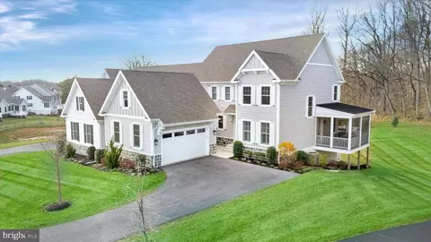 211 Daylesford Ct, Kennett Square, PA 19348