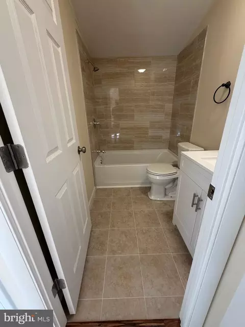 887 Aspen Ave, Spring City, PA 19475 photo 13