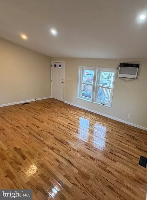 887 Aspen Ave, Spring City, PA 19475 photo 18