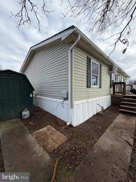887 Aspen Ave, Spring City, PA 19475 photo 21