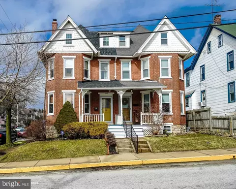 143 W Mulberry St, Kennett Square, PA 19348