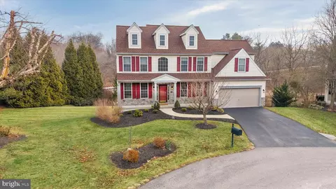 104 Kittanset Ct, Avondale, PA 19311