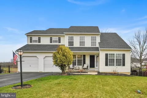 119 Turnberry Dr, Thorndale, PA 19372
